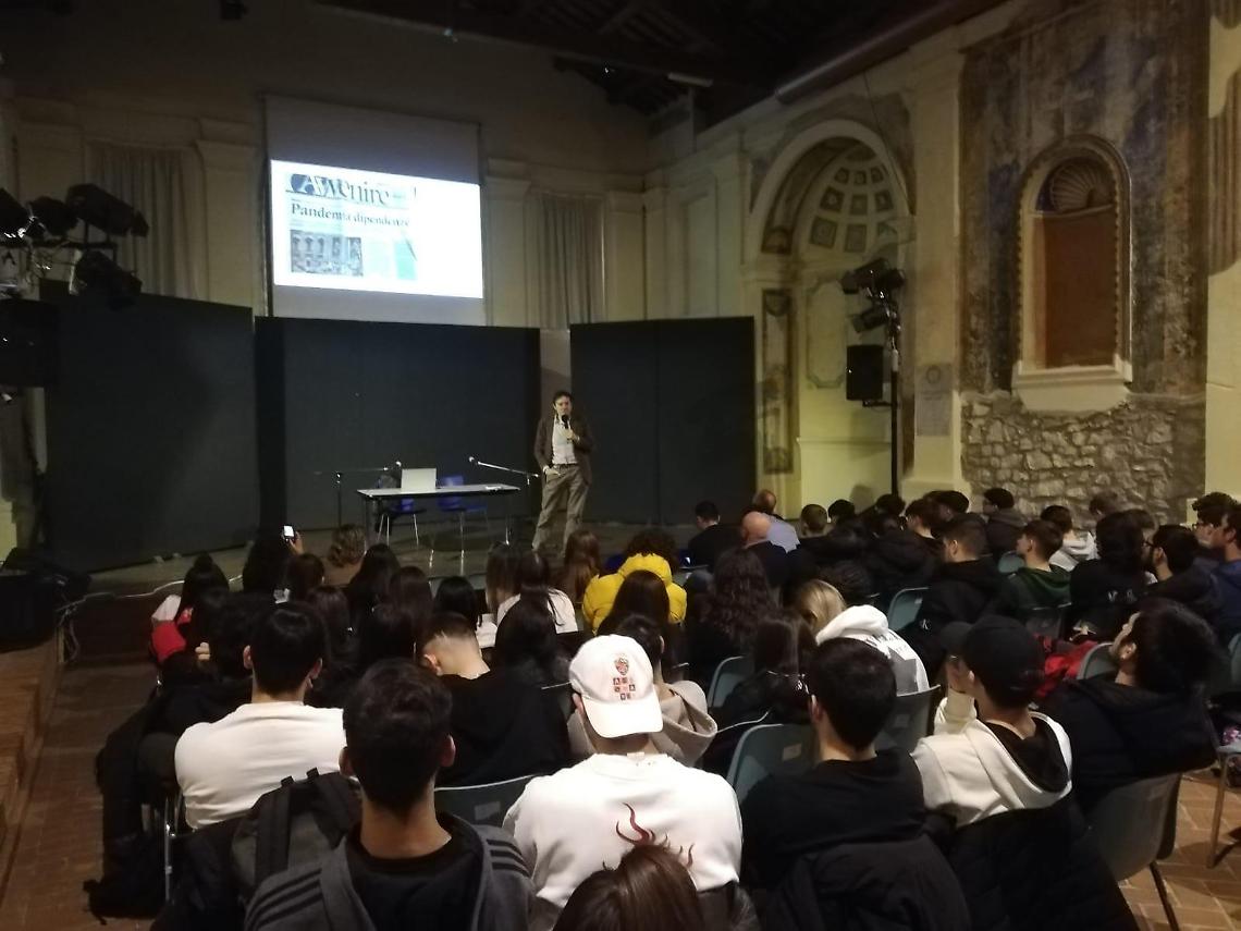 "Oltre l'aula", gli studenti di Sezze a lezione con gli esperti