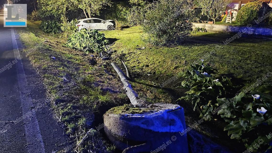 Latina, incidente in via della Segheria: ferita una donna