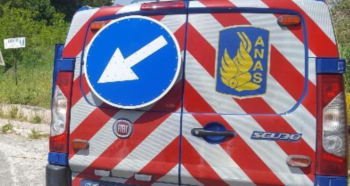 Manutenzione del cavalcavia sulla Pontina, limitazioni al transito