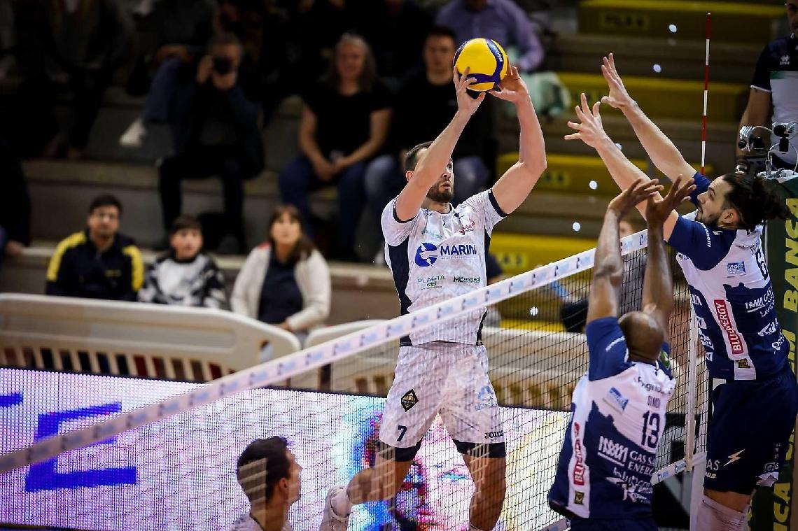Cisterna piegata da Piacenza   in quattro set