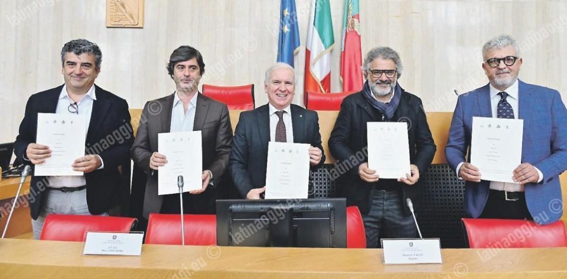 Ponte Sisto, le firme sul protocollo Falco: «Non si torna più indietro
