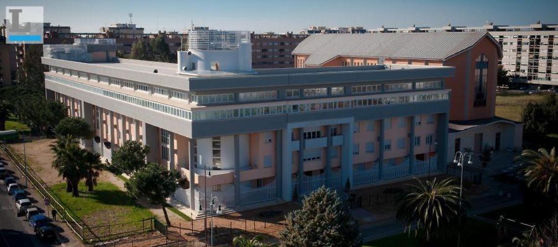 Prelievi facili, nuove accuse per l'ex prof accusato di pedofilia