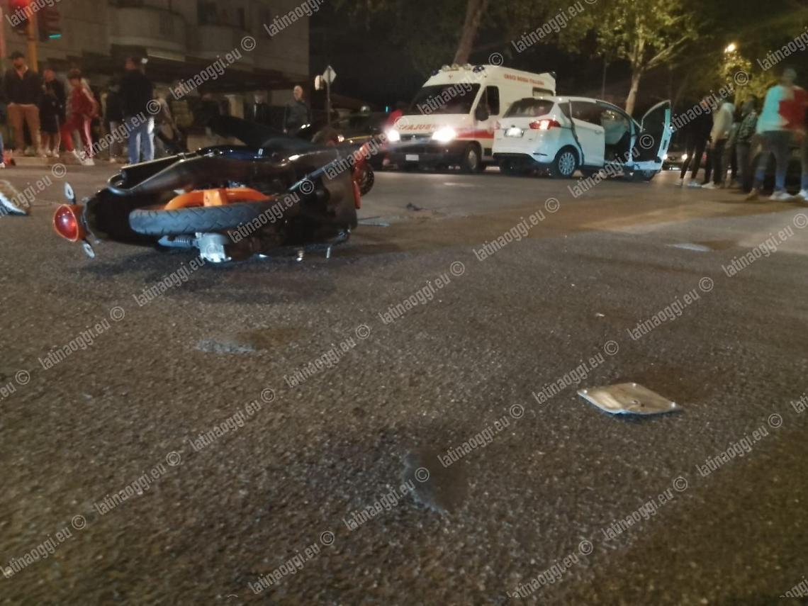 Fuori pericolo i feriti dell'incidente in centro