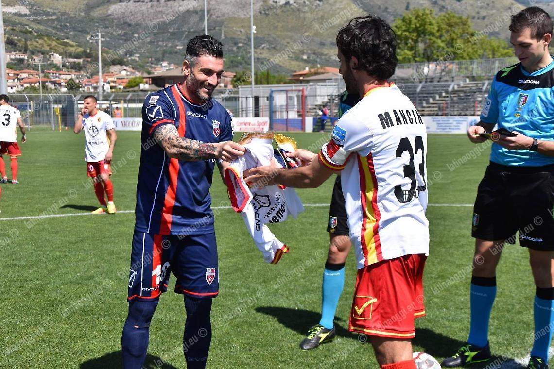 Calcioscommesse, flussi anomali anche sul match Fondi - Messina. Ma Gravina minimizza