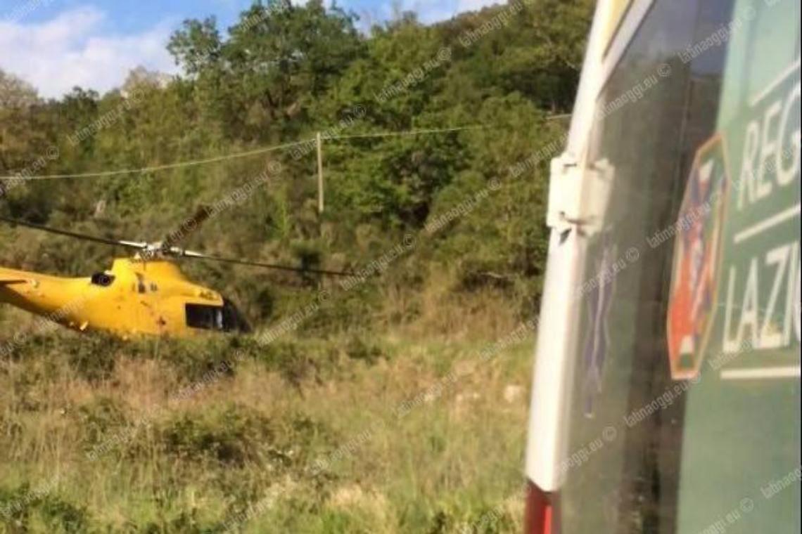 Elitrasportato all'ospedale Santa Maria Goretti di Latina un 21enne dopo una brutta caduta