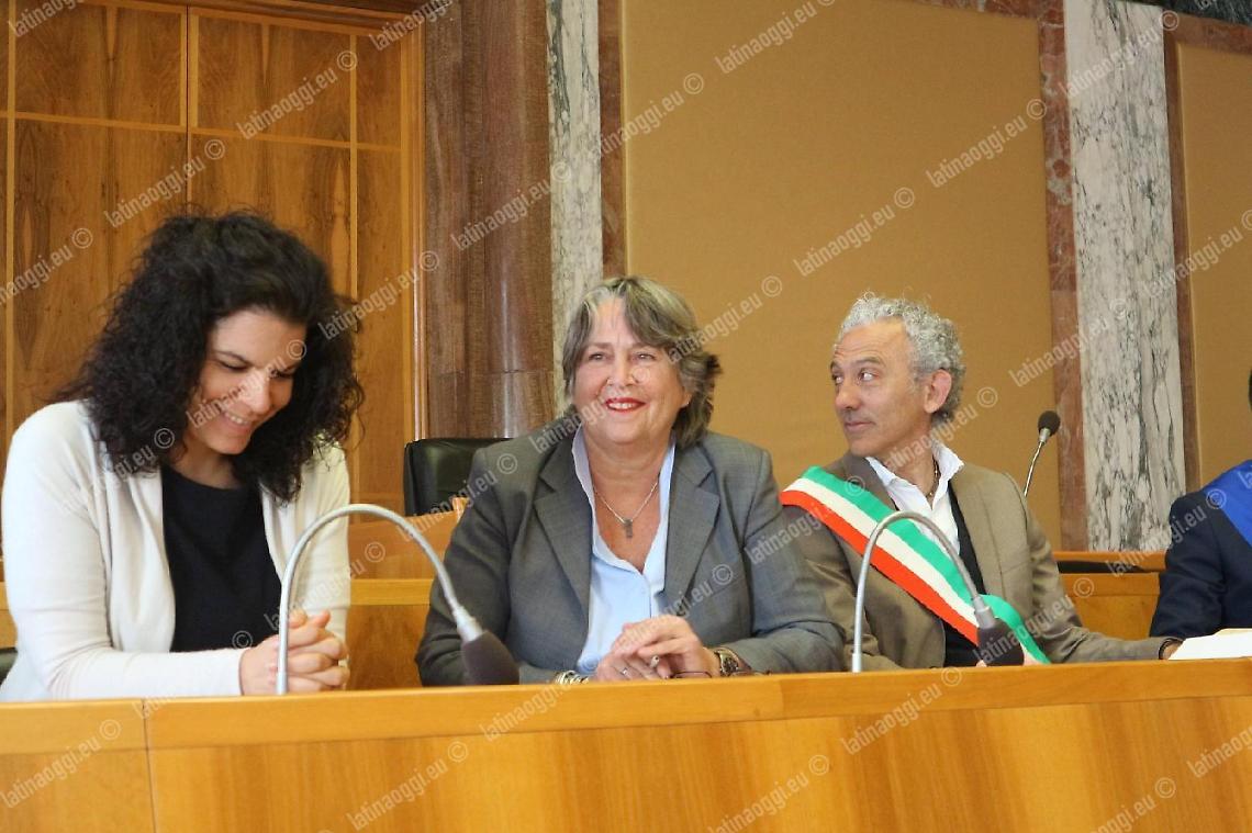 Cittadinanza onoraria a Marijke Gnade, la professoressa e direttrice degli scavi di Satricum