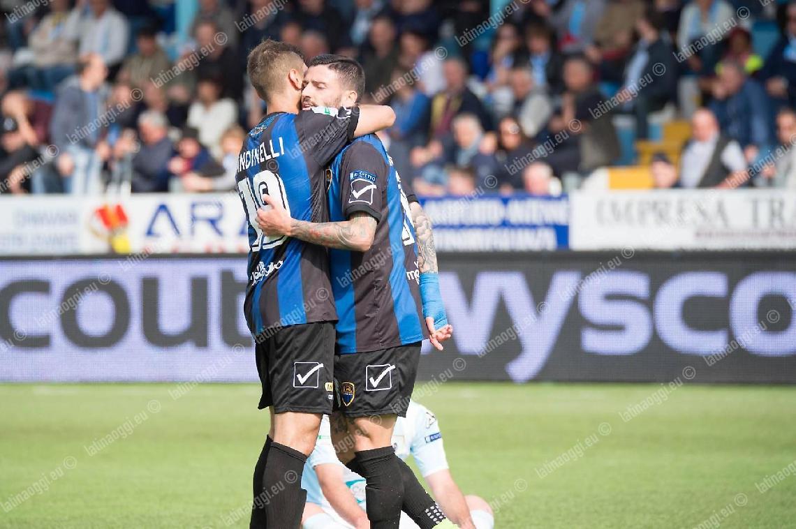 Entella-Latina 0-1 Un gol di Bonaiuto tiene accese le speranza di salvezza dei narazzurri
