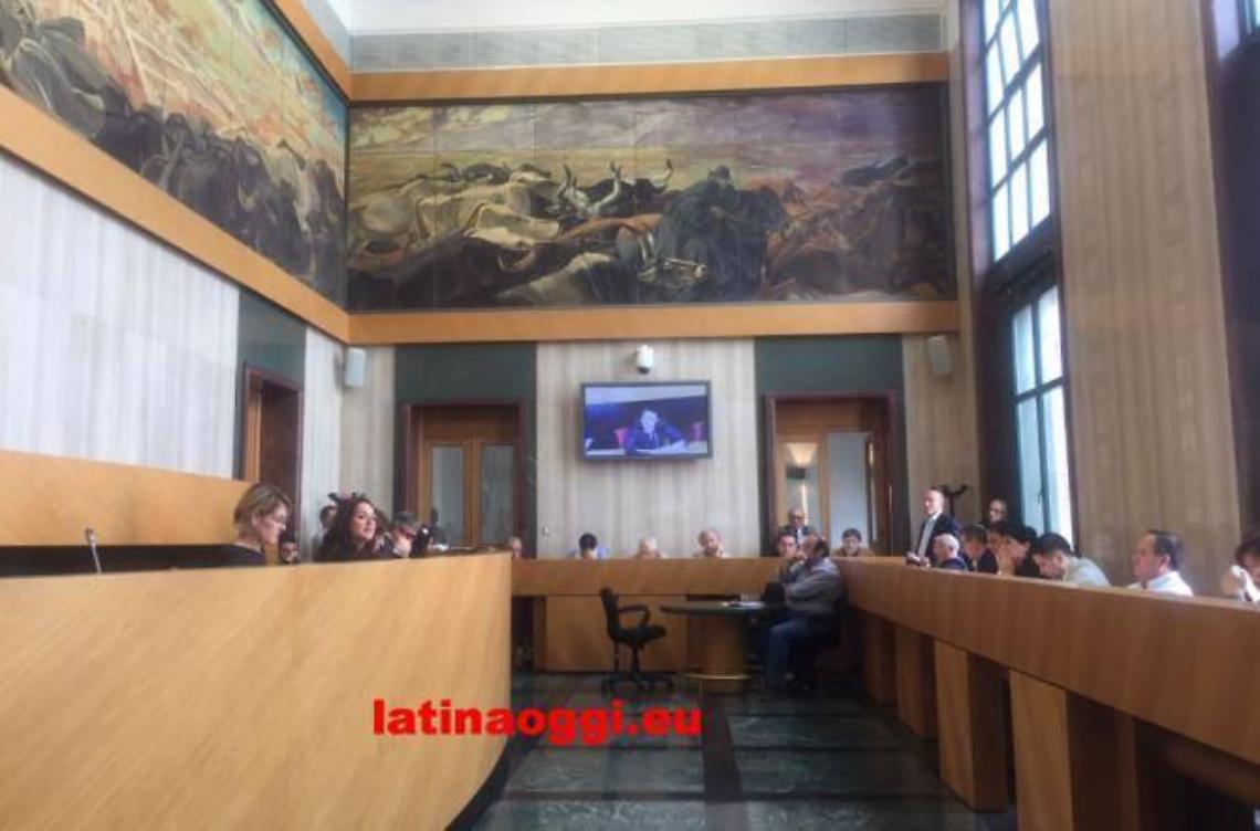 Approvato dal consiglio comunale il rendiconto 2016: l'ente in attivo per quasi mezzo milione