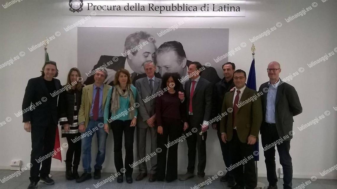 In Procura una mostra itinerante, i temi: 14 foto con i luoghi simbolo delle legalit&agrave;
