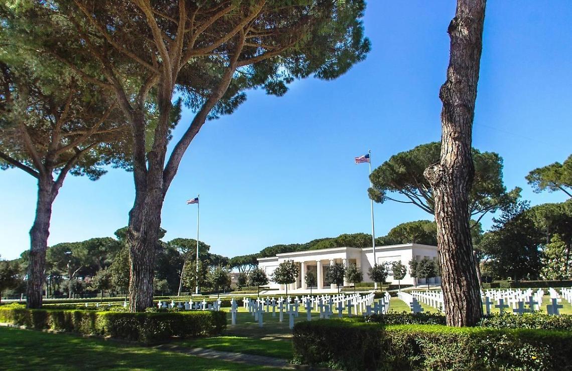 Omaggio ai caduti nella II guerra mondiale, Memorial Day al Sicily-Rome American Cemetery