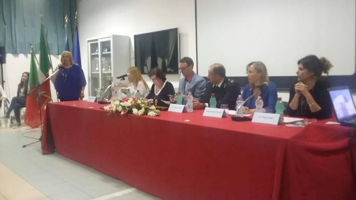 Conoscere il bullismo, prevenirlo e contrastarlo: interessante convegno al liceo "Gobetti" di Fondi