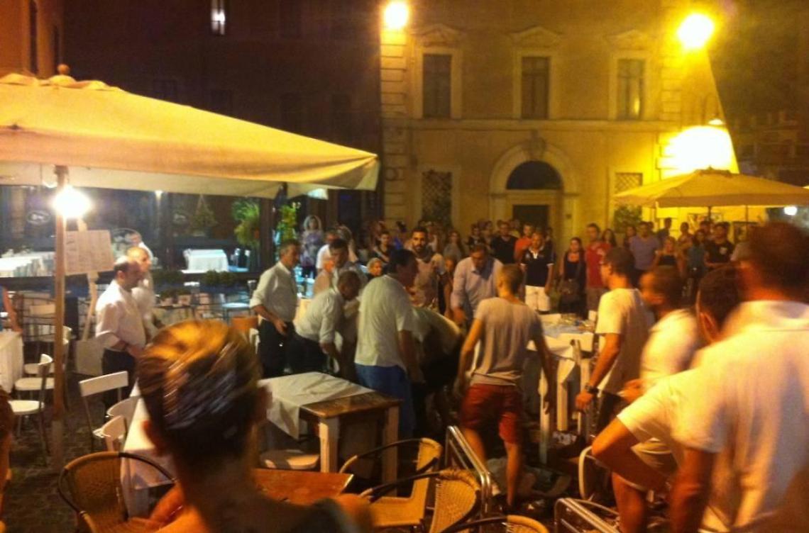 Bottigliata in faccia a un ventenne, ennesimo episodio di violenza nel Borgo medievale