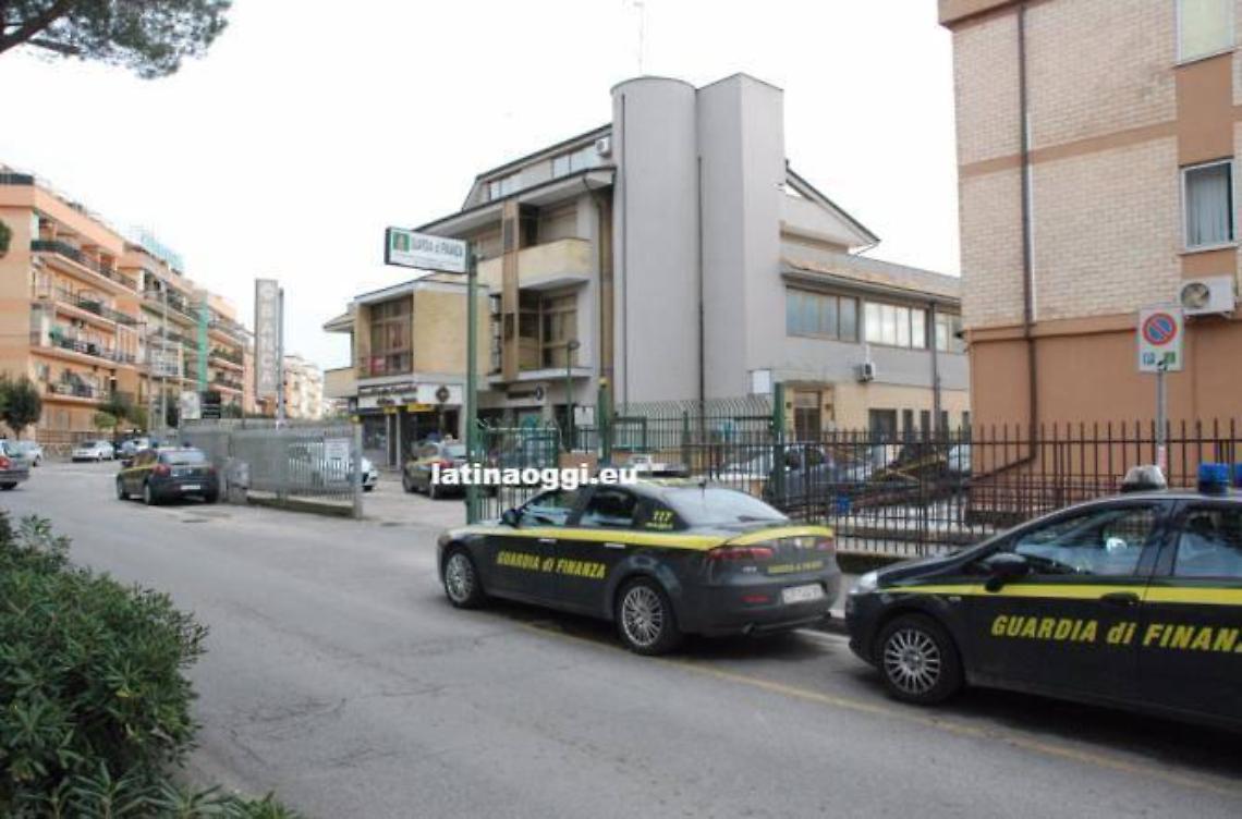 Dichiarano 1.200 euro di redditi in dieci anni ma sono milionari: maxi sequestro per due nomadi