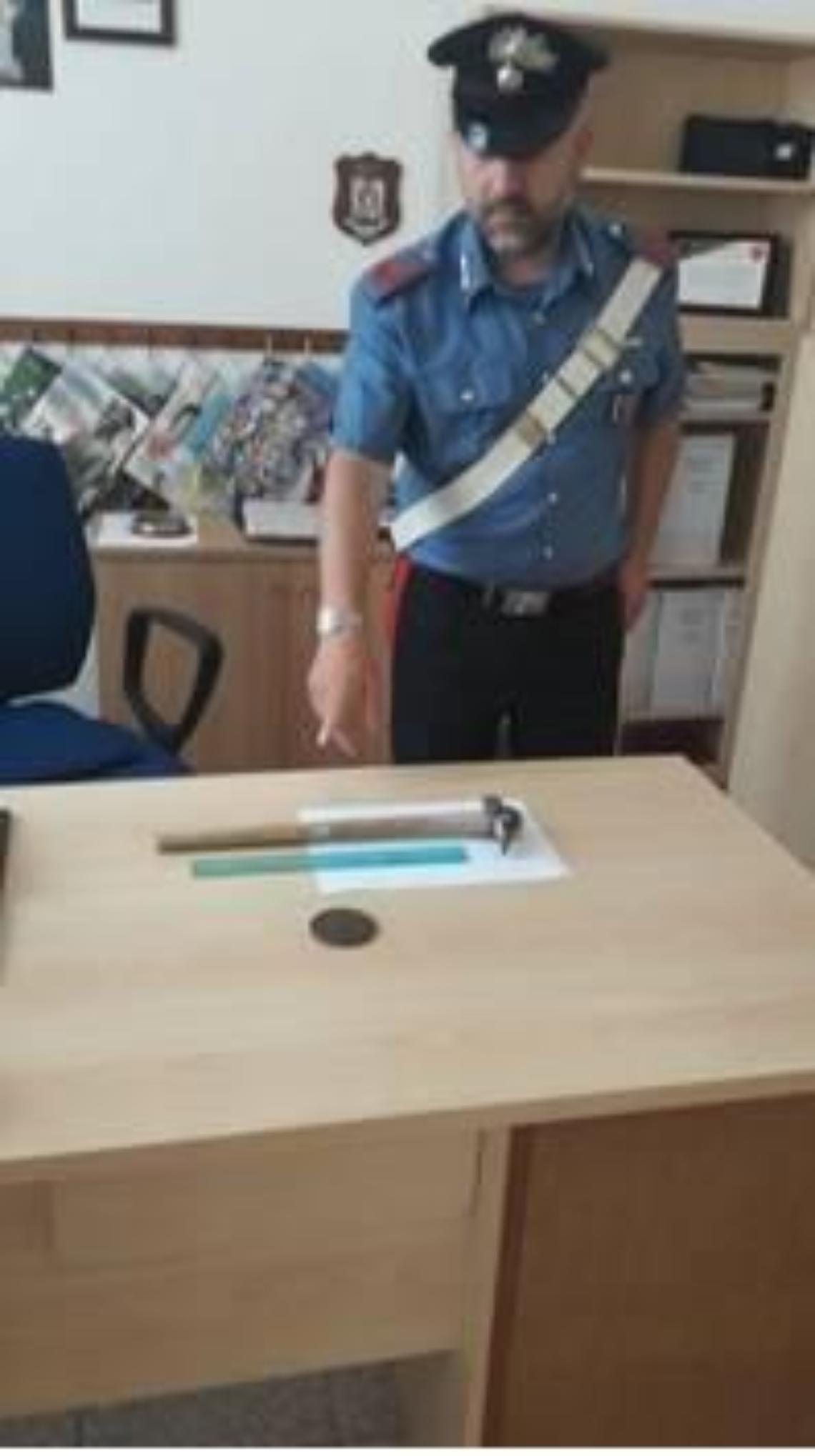 Colpisce il figlio con una martellata, arrestato un 54enne per tentato omicidio