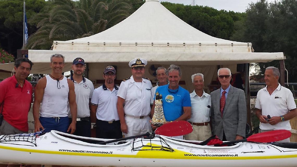 Approdata la statua della Madonna di Loreto benedetta dal cardinale Angelo Comastri