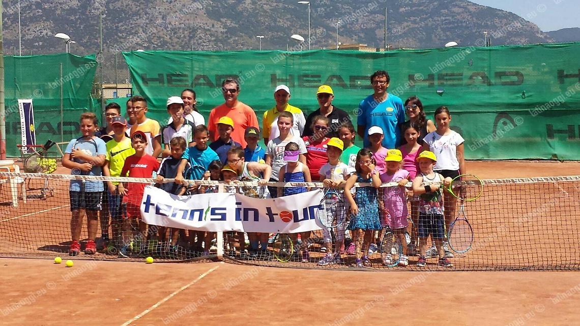 Il campo la storia del tennis italiano. Omar Camporese ospita al Tc "Quadrifoglio" di Terracina