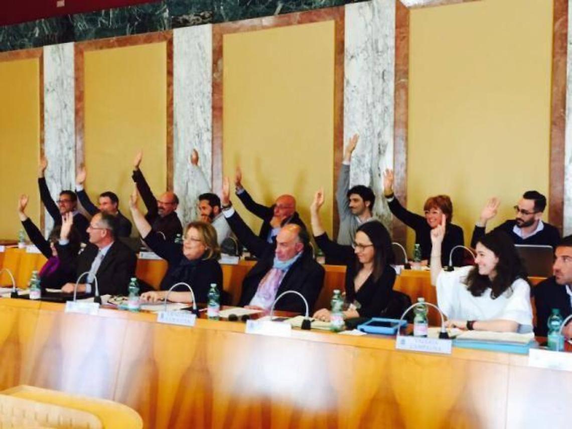 Dimissioni dell'assessore Costanzo, Lbc: "Siamo rammaricati, ma il suo lavoro non andrà perso"