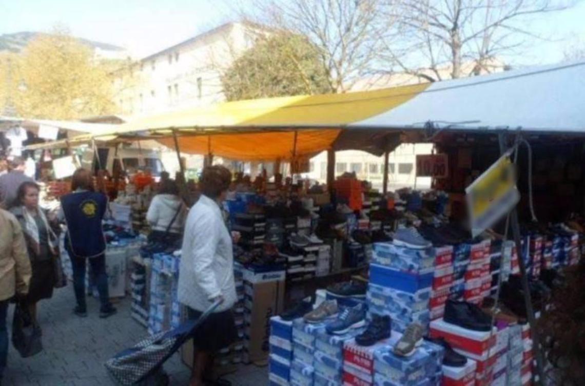 Problemi di sicurezza pubblica, salta il mercatino organizzato per il mese di agosto