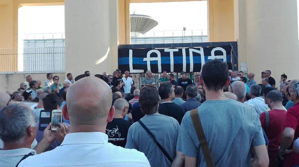 Il Latina avr&agrave; un futuro nel calcio. Fumata bianca dalla riunione della cordata di imprenditori