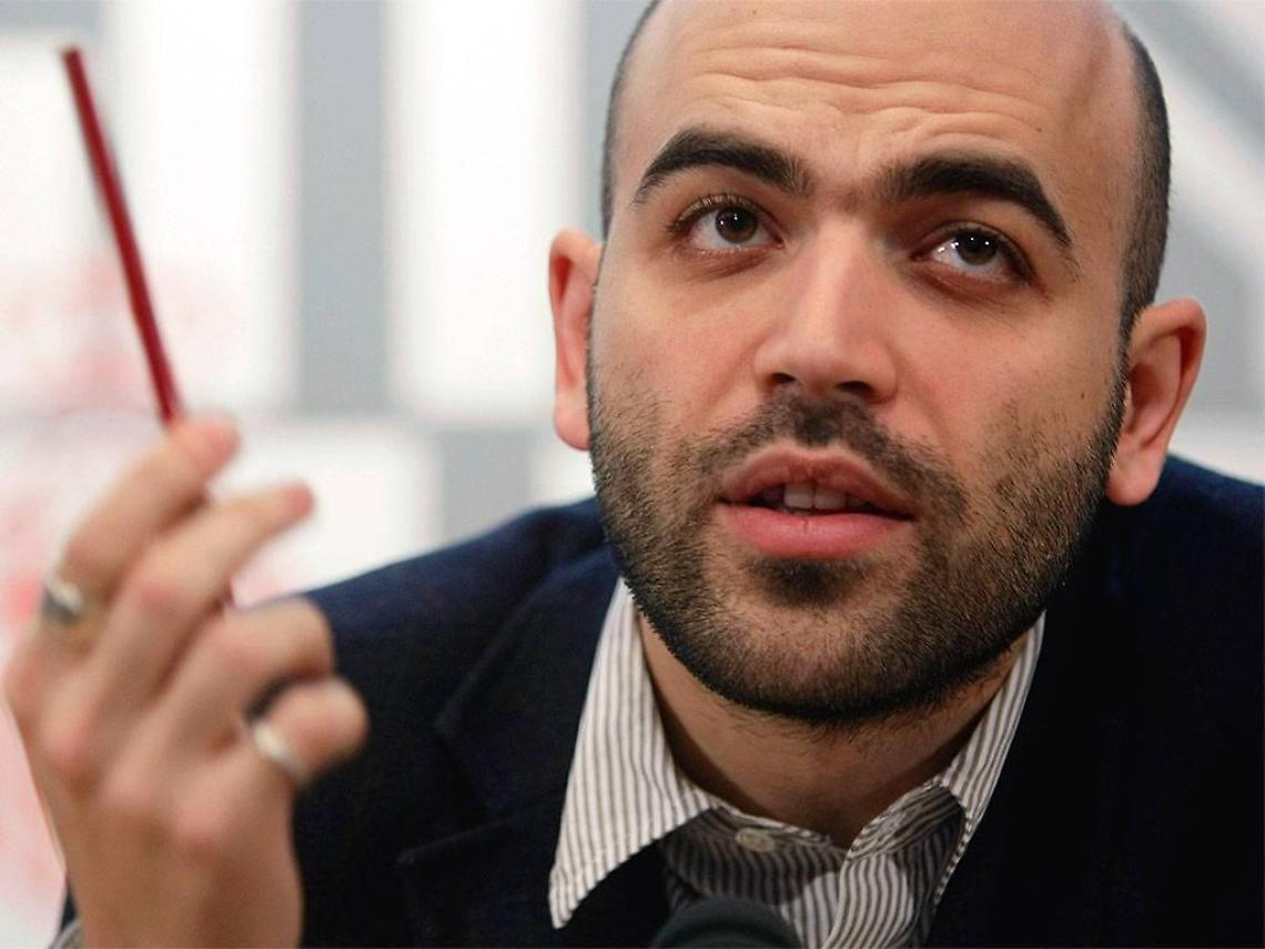Diffamazione su Facebook, arriva l'archiviazione per Roberto Saviano e Federica Angeli