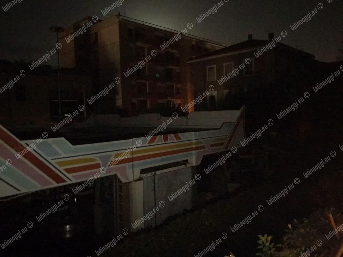 Black out in diverse zone di Cisterna, mezza città resta al buio
