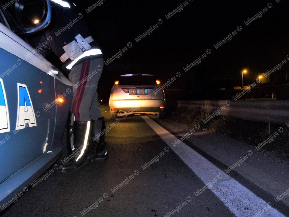 Incidente notturno a Ferragosto sull'autostrada, muoiono una donna di Anzio e una bimba di Tivoli