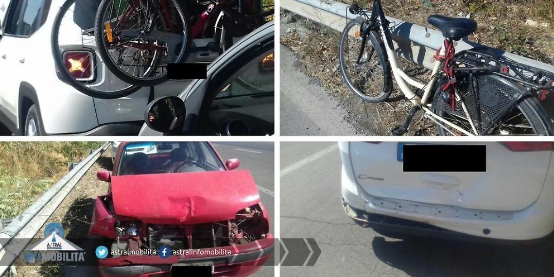 La bici si sgancia dal retro dell'auto, tamponamento sulla Pontina