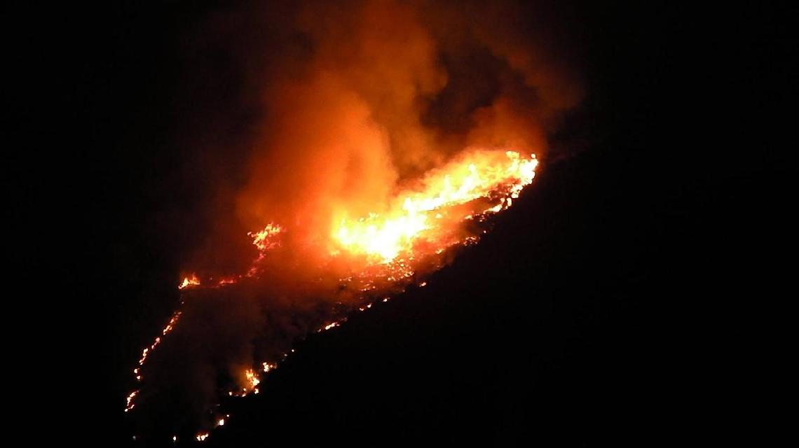 Aurunci, quattrocento ettari bruciati in cinque giorni. Chiesto lo stato di calamità