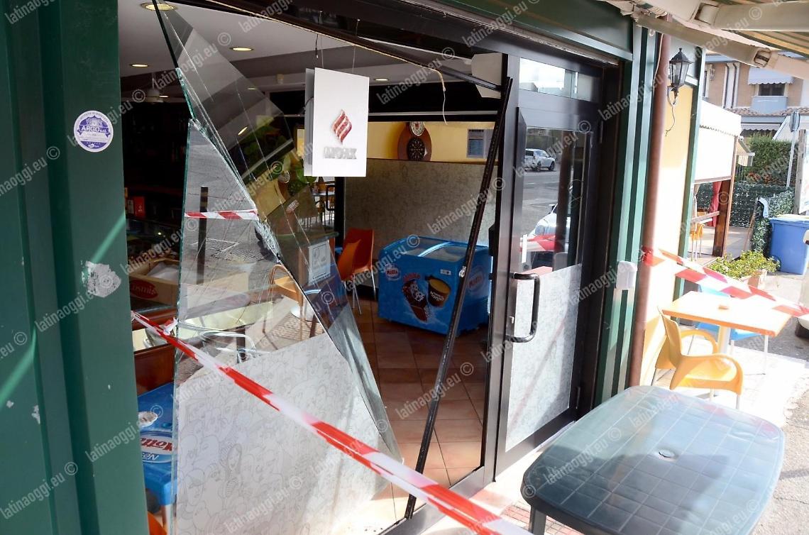 Furto all'interno della tavola calda, ancora una volta i danni sono superiori al bottino