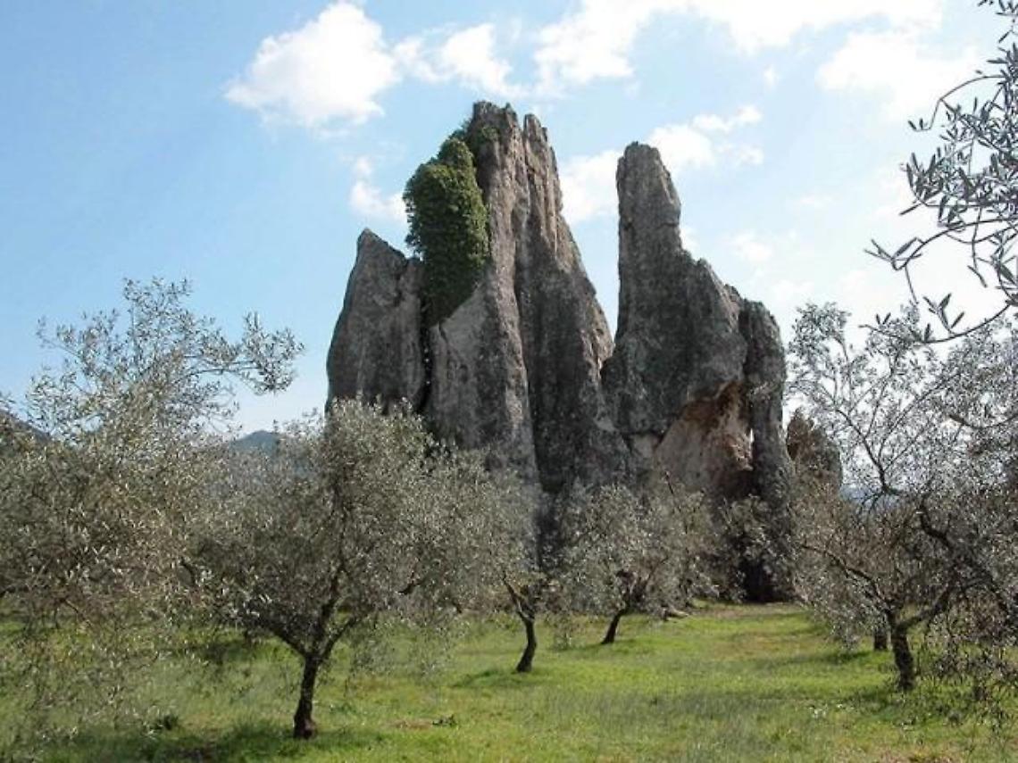 Escursione a Campo Soriano, una passeggiata lungo il percorso naturalistico