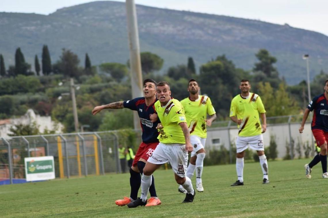 Calcio, Serie C - Racing Fondi battuto dalla Reggina: arriva il terzo ko consecutivo