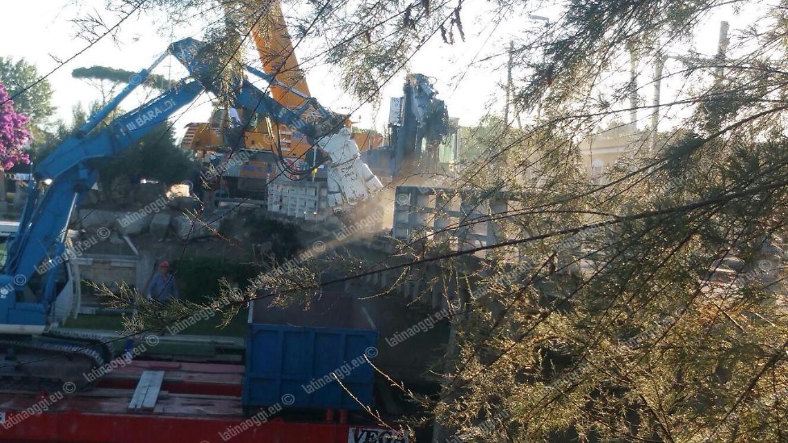 Un prestito per ponte Sisto, unit&agrave; d'intenti in via Costa per ripristinare il collegamento interrotto