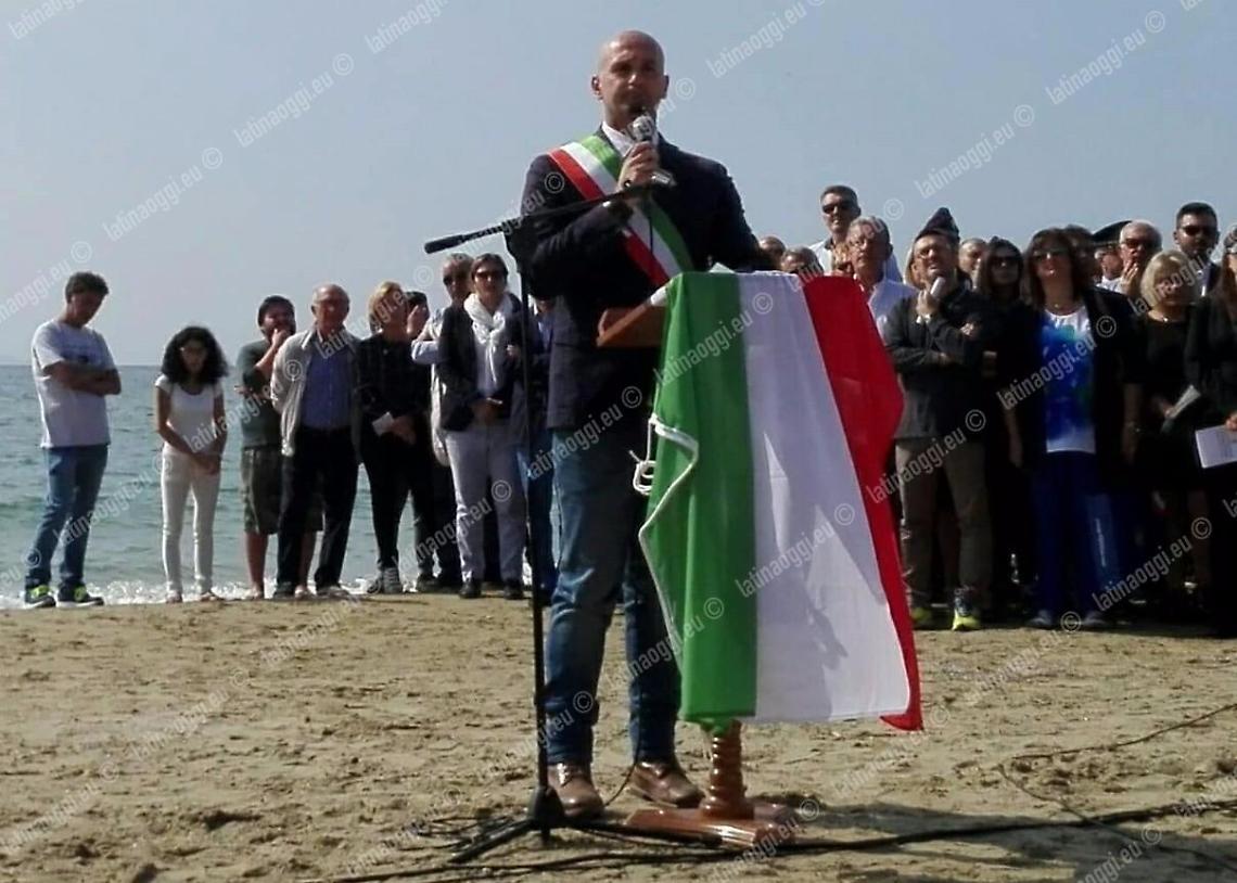 [VIDEO] Aereo caduto, il sindaco: «Gabriele odiava la guerra ma era pronto a difenderci»