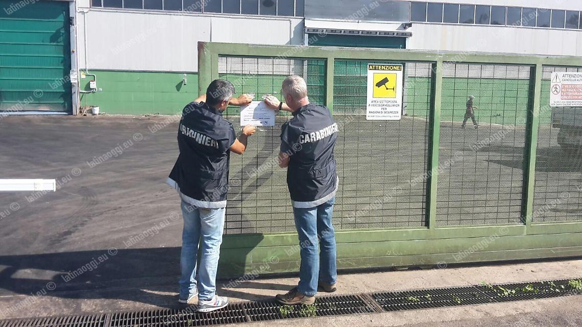 Sequestro Sep, i Comuni ai cittadini: non gettate la frazione umido-organica per almeno due giorni