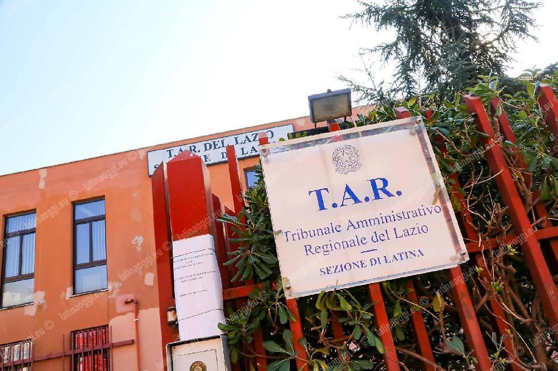 Daspo per il fumogeno: il Tar annulla tutto, accolto il ricorso del tifoso del Latina