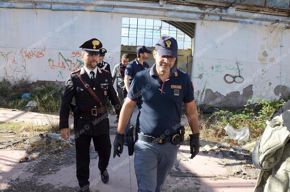 Controlli antiterrorismo in tutta la provincia, è caccia agli ospiti "invisibili"