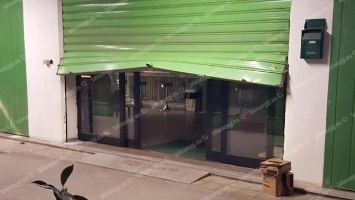 Ladri di ricambi a segno nel negozio specializzato Gicauto