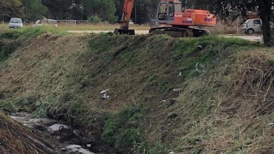 Fosso della Ficoccia, acque contaminate da liquami fecali. Il responso dell'Arpa