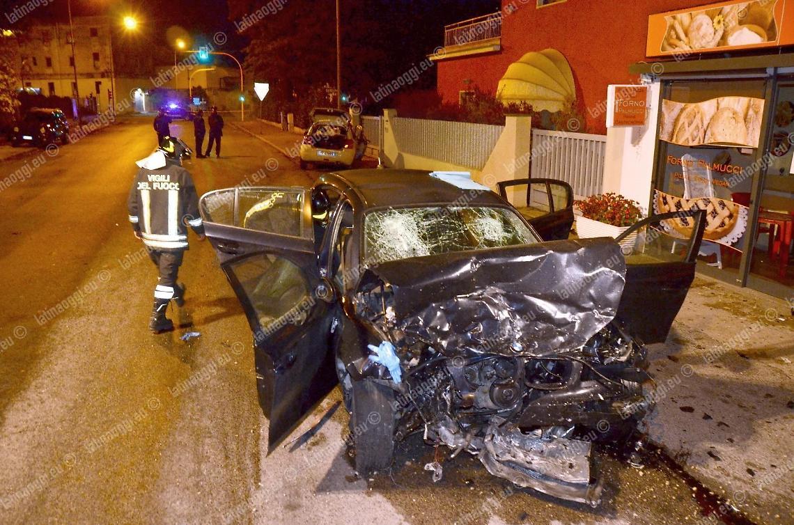Incidente stradale  a Tor Tre Ponti, gravissimo il 21enne che era sulla Bmw
