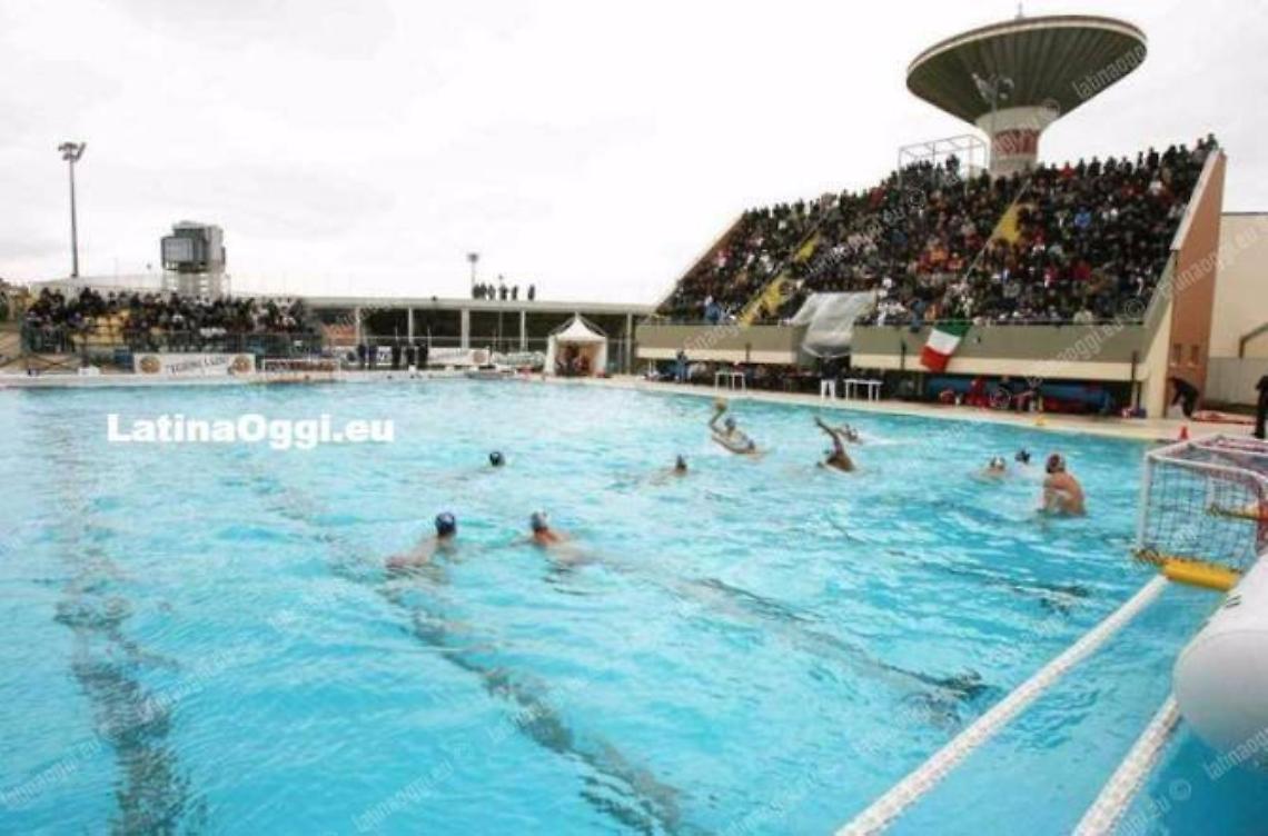 Piscina coperta, Antares nuoto chiede trasparenza sui pagamenti delle società