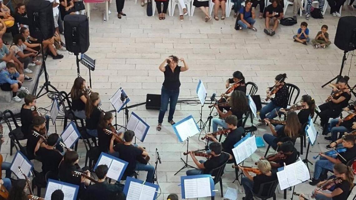 Terracina, musica e arte a scuola: parte "Nessun parli" all'Istituto Montessori