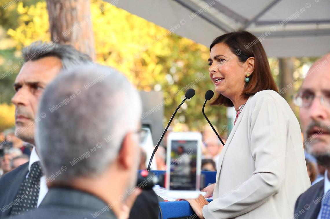 Boldrini insultata sul web, le denunce in Procura: sette persone sotto inchiesta