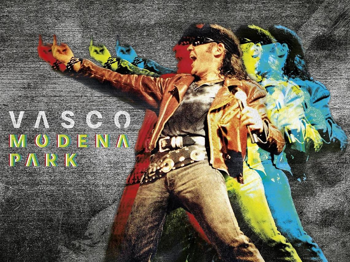 Vasco Modena Park, per l'uscita dell'album notte no-stop alla Feltrinelli di via Diaz
