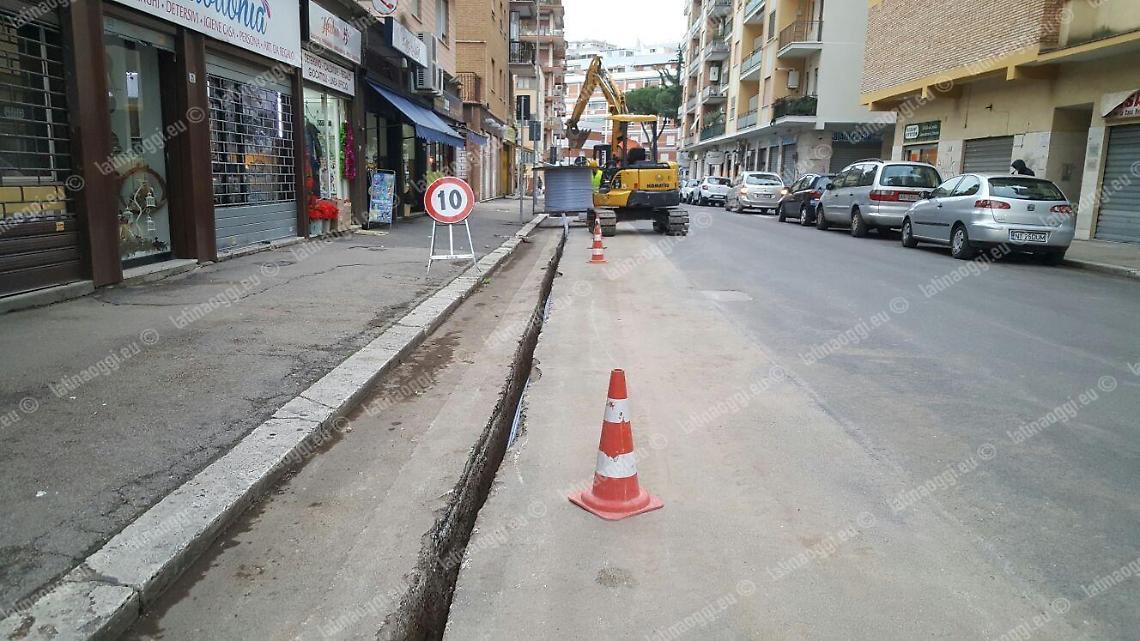 Scavi per la fibra ottica, il manto stradale sarà ripristinato