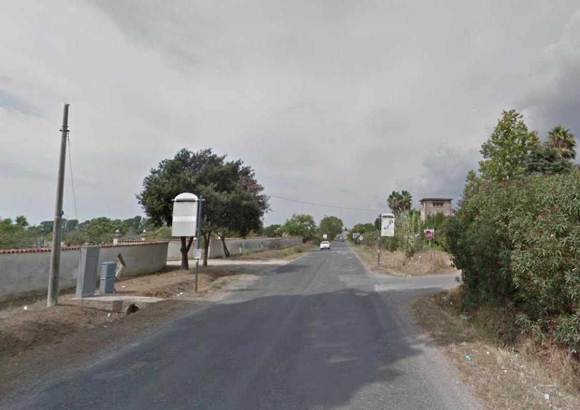 Pensiline acquistate e mai arrivate in città, il caso