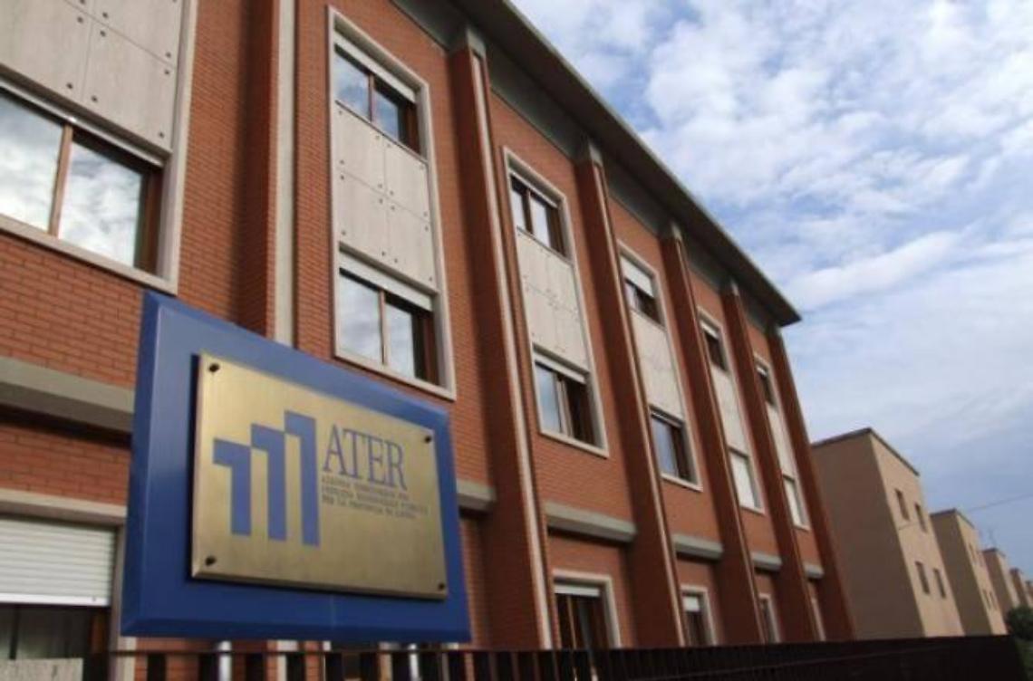 Esce dal carcere dopo  4 anni, la casa popolare &egrave; occupata