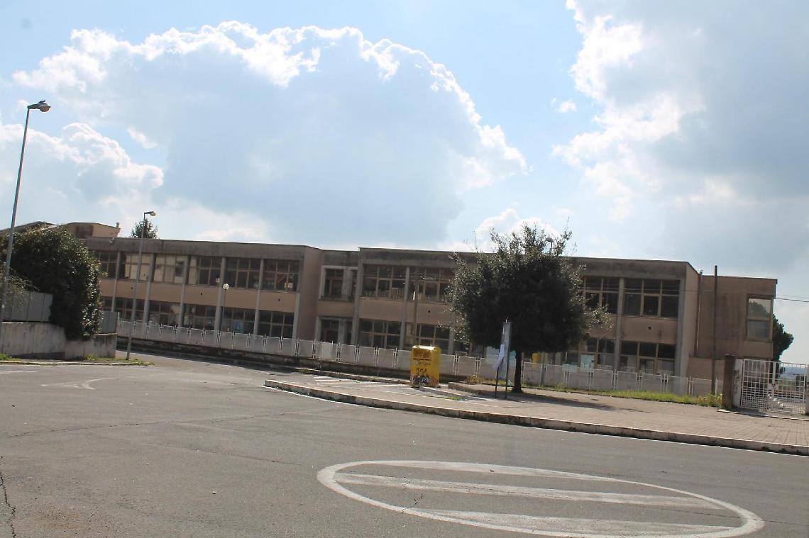 Aule fredde alla «Flacco», la caldaia della scuola funziona male