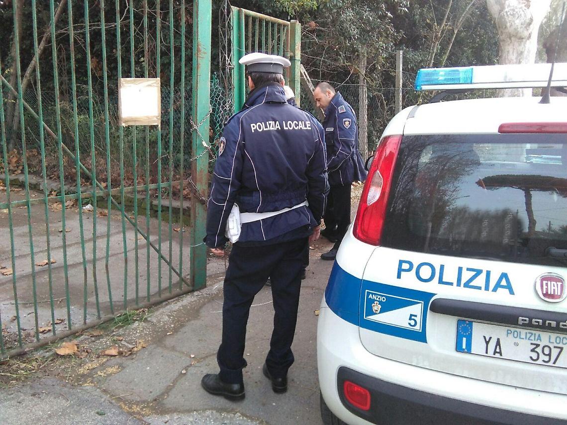 La scuola occupata abusivamente torna al Comune