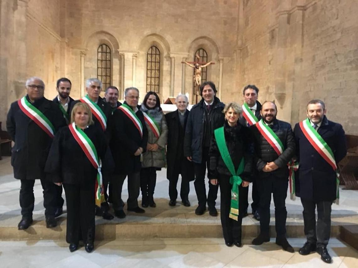 Sindaci e vescovo uniti per Natale: scambio di auguri a Fossanova