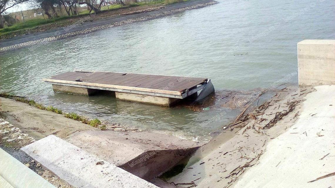 Rio Martino ko, già rotta la banchina destinata ai disabili